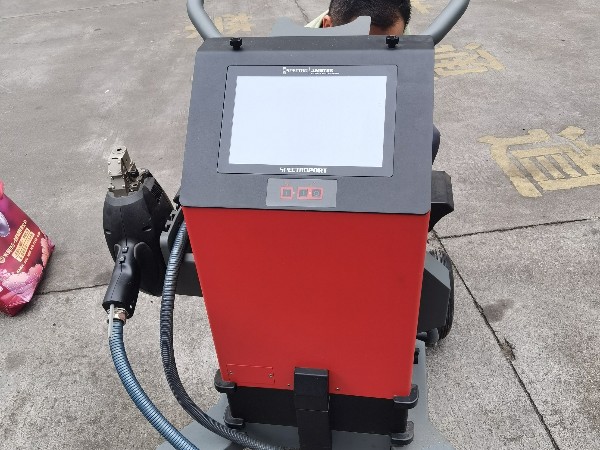 移動(dòng)式光譜儀SPECTRO PORT測(cè)試現(xiàn)場(chǎng)